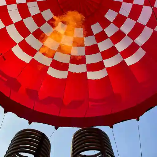 Silberglanz von oben: Ballonfahrt Freiberg